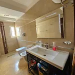 شقة Skanderbeg Square M Apartments, Center, تيرانا